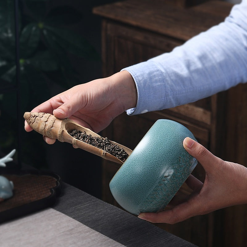 CeramiPure Elegant Tea Caddy – Coarse Pottery Jar for Preserving Aroma & Flavor