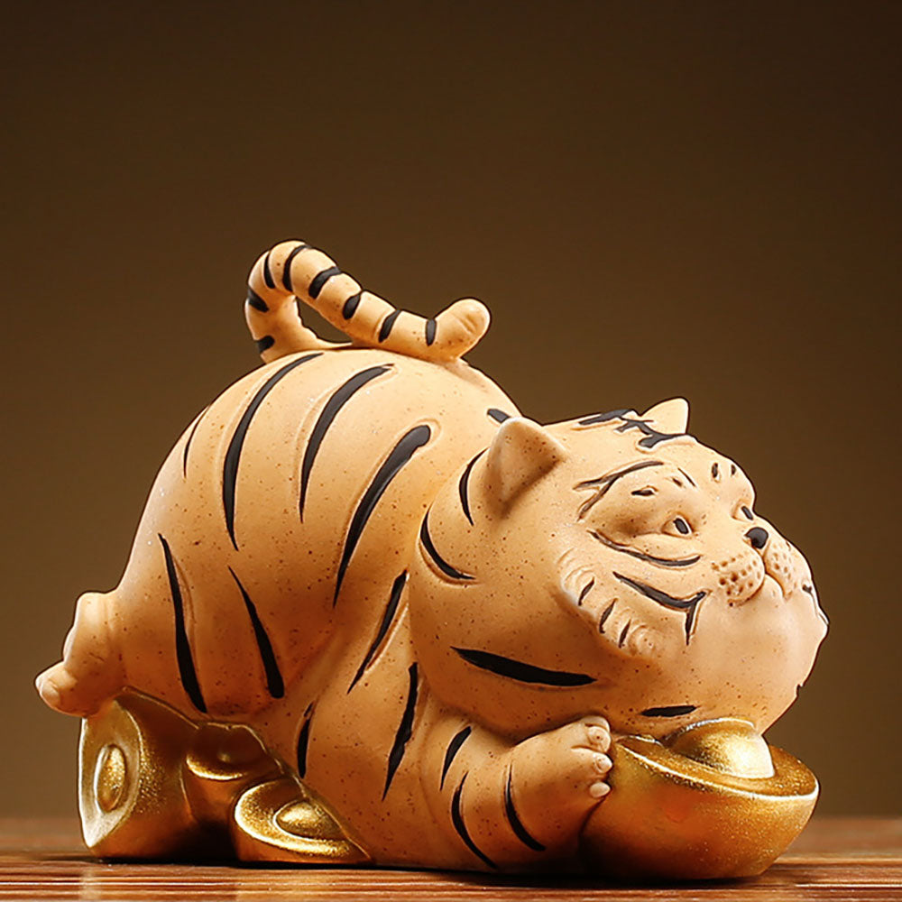 FortuRoar Elegant Ceramic Tea Companion – A Symbol of Serenity & Strength for Mindful Tea Moments